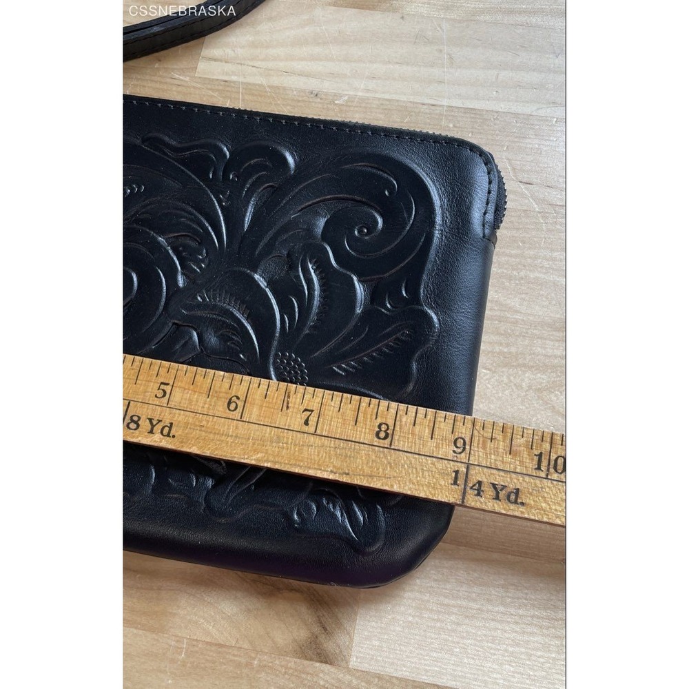 Patricia Nash Black Tooled Leather Cassini Wristlet Pouch Floral Embossed NWT - Picture 4 of 8